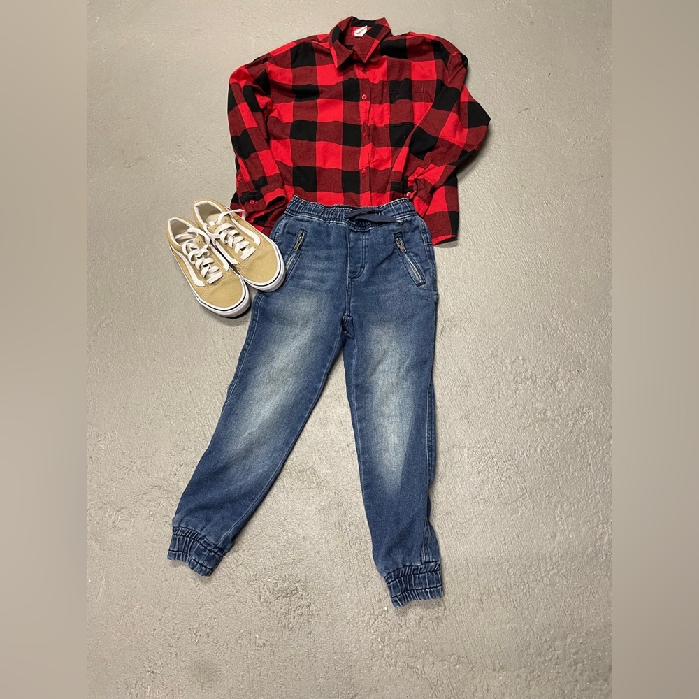 Boys mix/match outfit W/ SHOES Vans(size1), Joe’sJeans, GAPKids flannel(S 6/7)